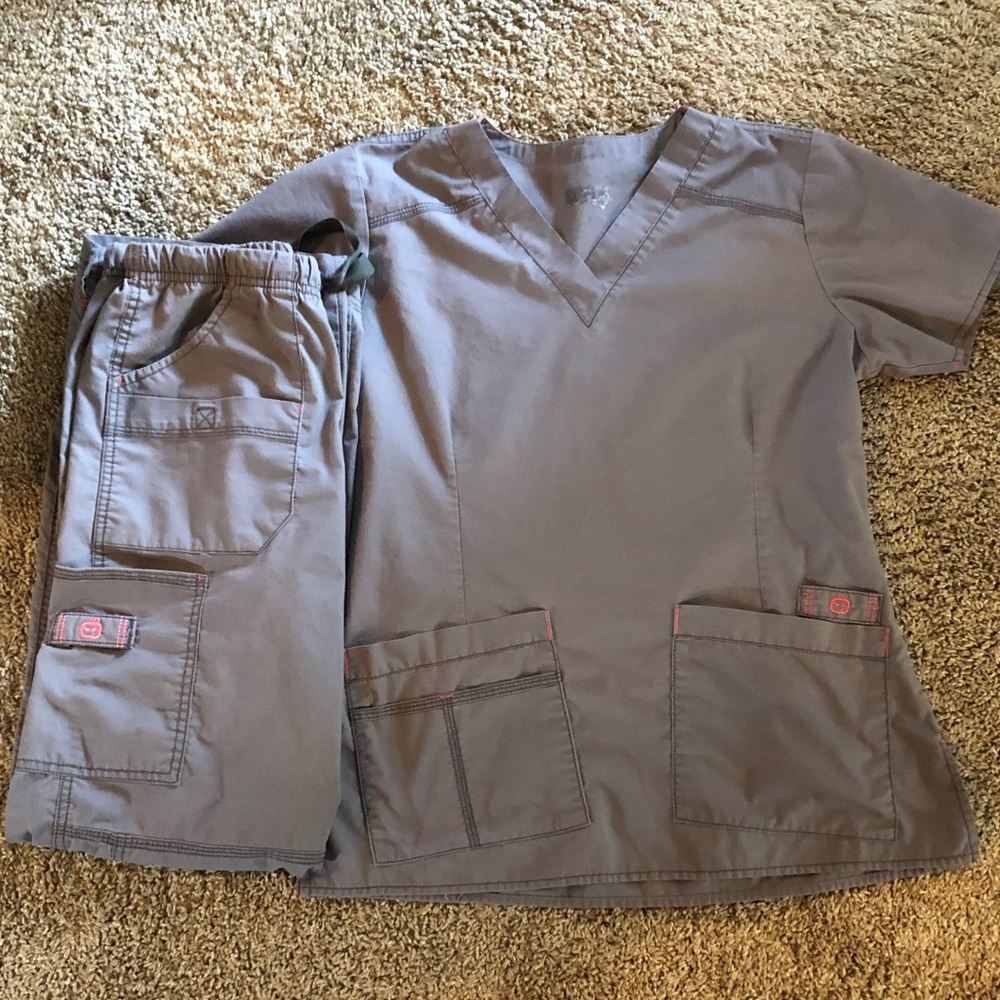 Wonder Wink Scrubs